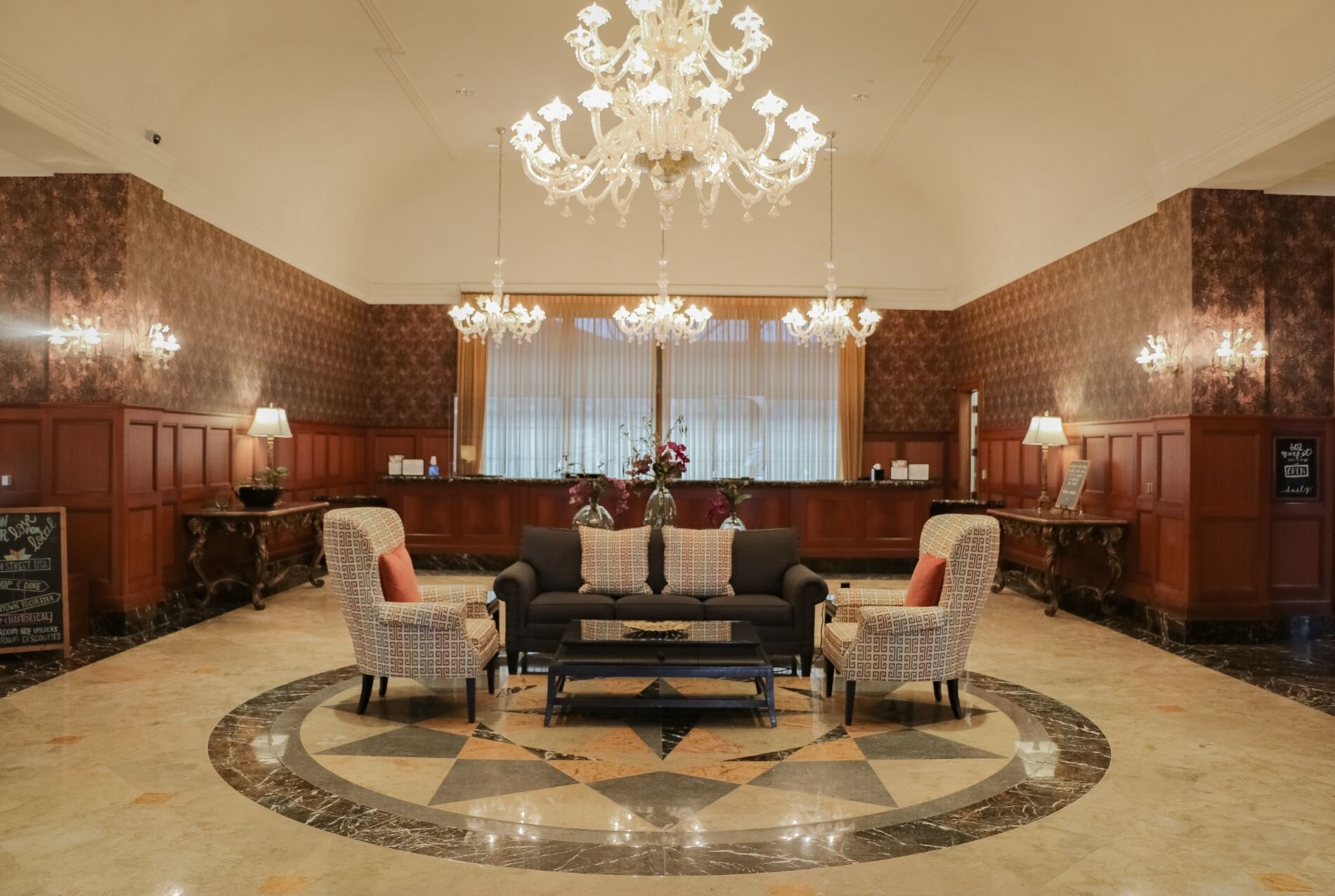 Royal Park Hotel Lobby